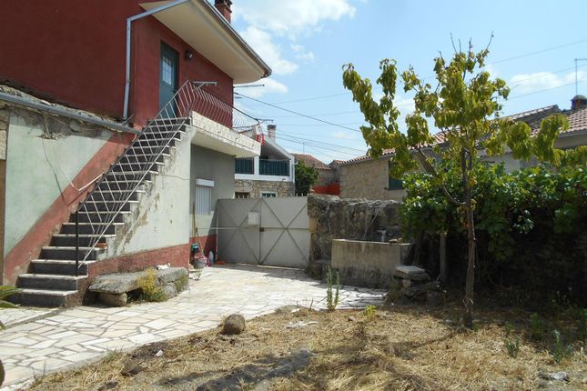 Terraced house for sale in Aldeia Do Bispo, Águas E Aldeia De João Pires, Portugal