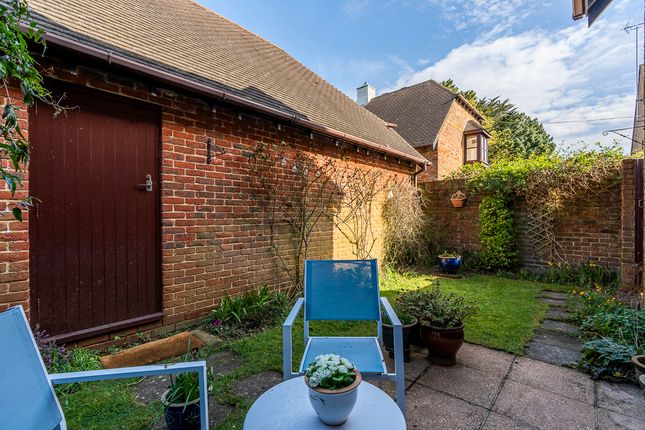 End terrace house for sale in Garden Mews, Southampton