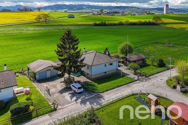 Thumbnail Villa for sale in Lentigny, Canton De Fribourg, Switzerland