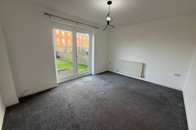 6, Sandford Close, Wingate photo 2