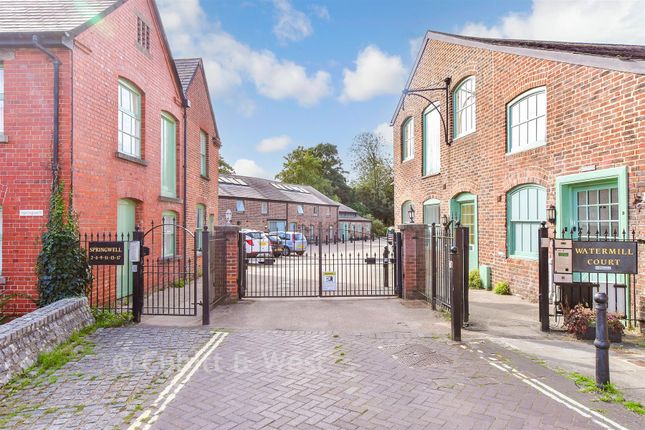 Watermill Court, Springwell, Havant photo 2