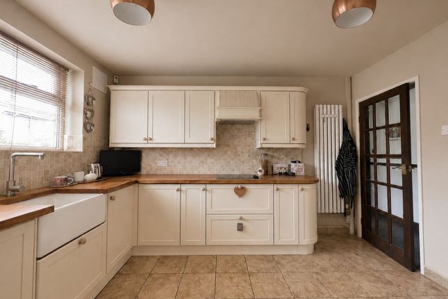 128b Cheltenham Road, Gloucester photo 2