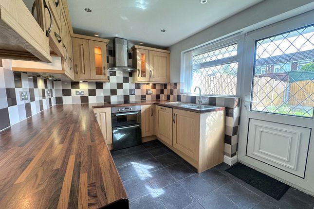 7 Longhirst Close, Bolton photo 2