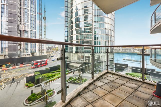 790, Kestrel House, 2, St. George Wharf, London photo 3