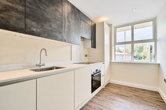 25, Cadogan House, Rose Kiln Lane, Reading photo 4