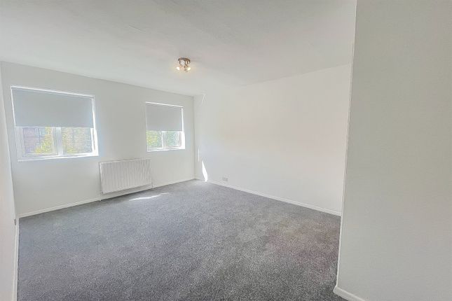 15a, Varley Parade, Colindale photo 5