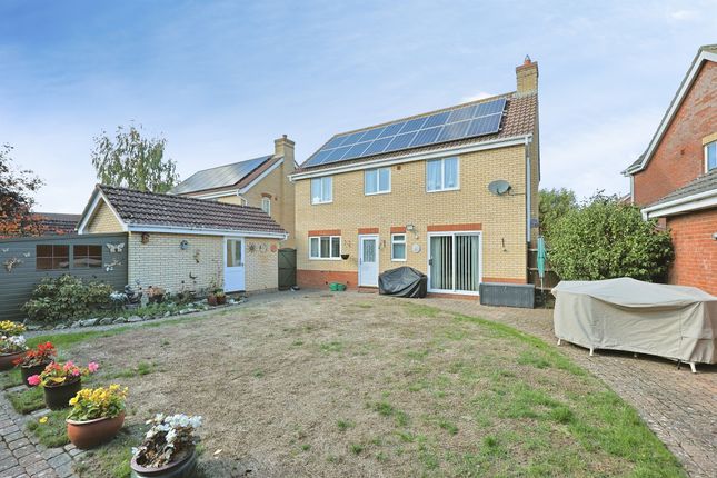 Mallow Way, WYMONDHAM photo 3
