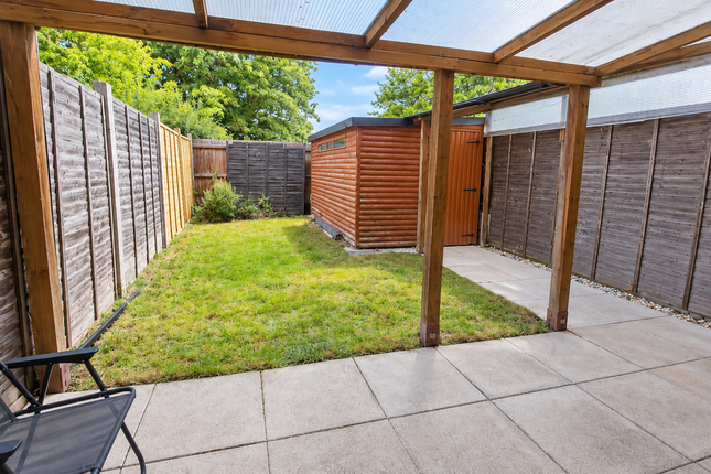 28, Academy Way, Dagenham photo 4