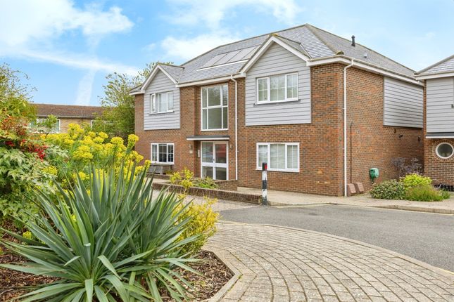 Thumbnail Flat for sale in Franks Close, Burgess Hill