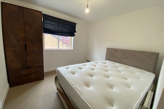 88 Bridgewater Bank, Manchester photo 3