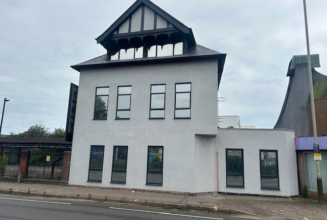 Flat to rent in Alberta Street, Leicester