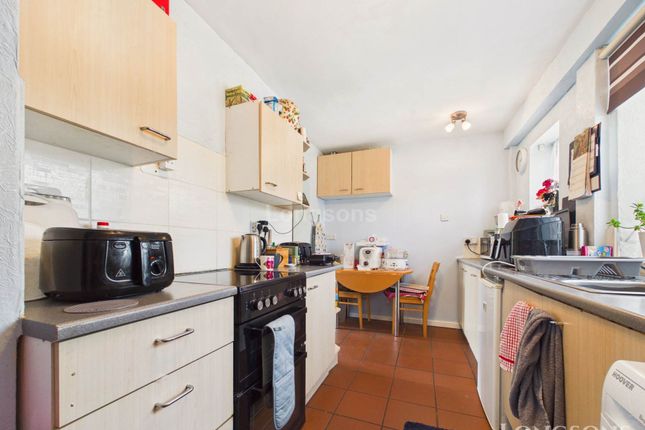 8, Hendon Avenue, Thetford photo 2