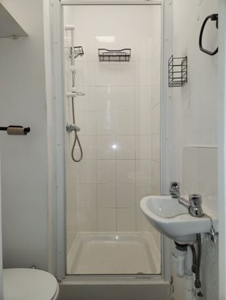 27 Nowell Mount Room 3, Leeds, Leeds photo 4