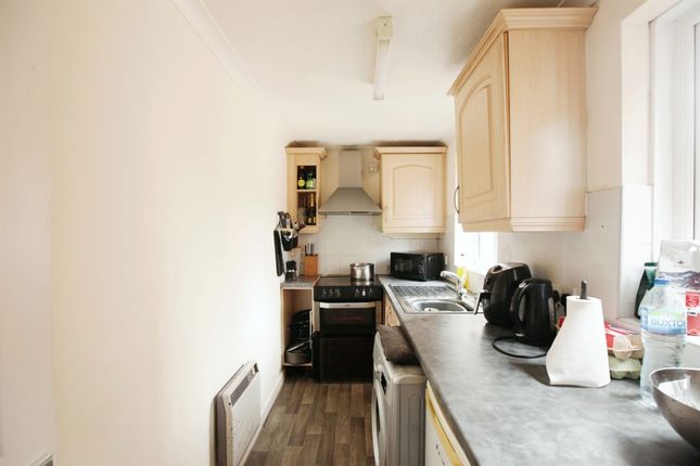 Flat for sale in Cadewell Lane, Shiphay, Torquay