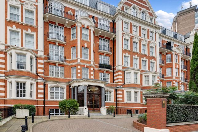 Thumbnail Flat for sale in Sandringham Court, 99 Maida Vale, Maida Vale, London