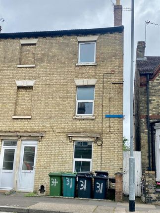 Terraced house to rent in Eastfield Road, Peterborough
