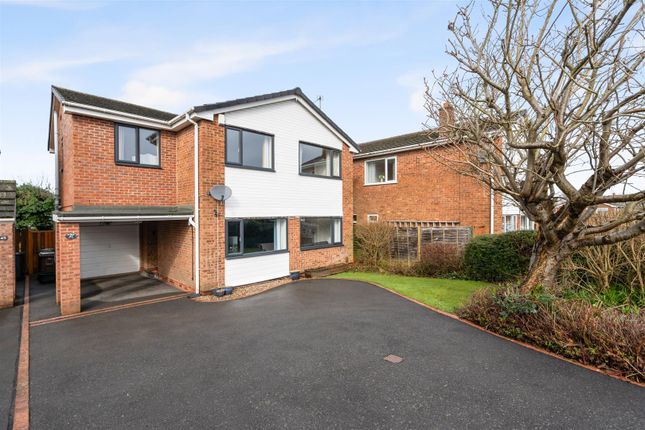 47 Chantry Heath Crescent_22.Jpg