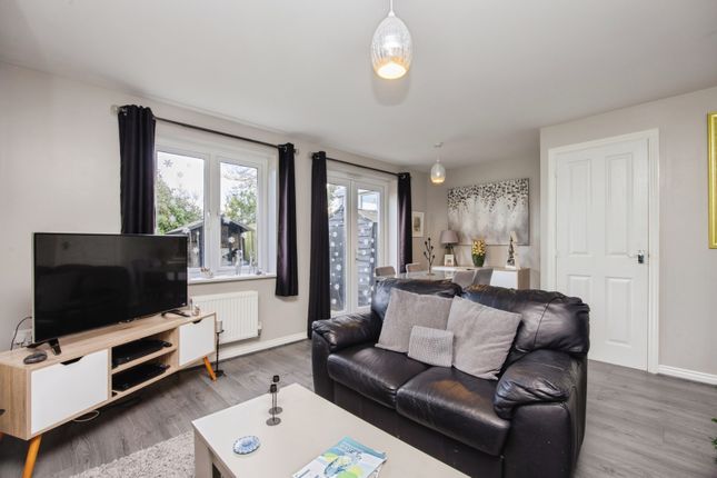 23, Button Drive, Cornwall photo 2