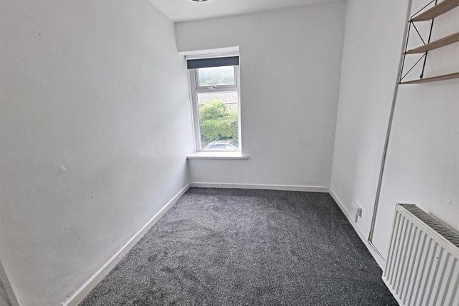 Terraced house to rent in Broadway, Treforest, Pontypridd