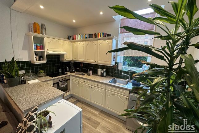Flat for sale in Bourne Close, Westbourne, Bournemouth