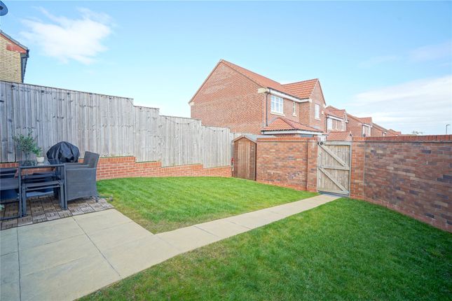 9, Heathrush Drive, Sheffield photo 4