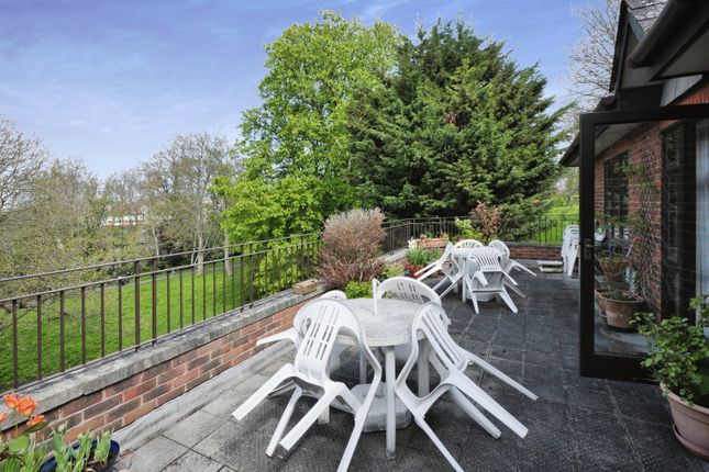 Flat for sale in Rosetta Court, 112 Church Road, Crystal Palace, London