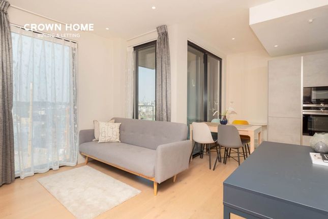 Thumbnail Flat to rent in Ebury Place, Victoria