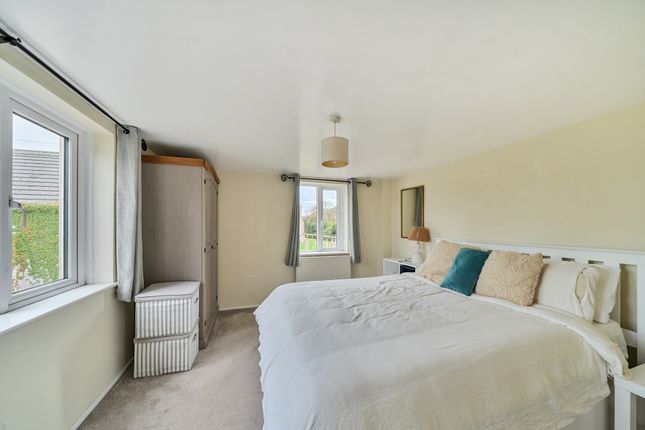 Wyndham Cottage,, Village Road, Exeter photo 4