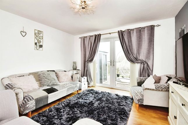 Flat for sale in Crofters Court, Red Street, Newcastle, Staffordshire