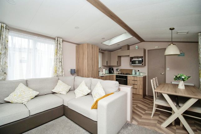 Mobile/park home for sale in Bowleaze Coveway, Weymouth