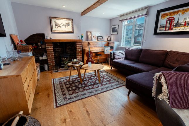 19 Harris Lane, Shenley, Hertfordshire photo 4
