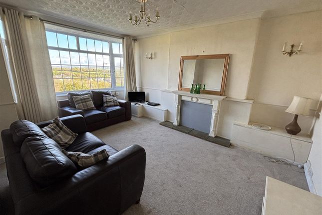 357, New Road, Saltash photo 2