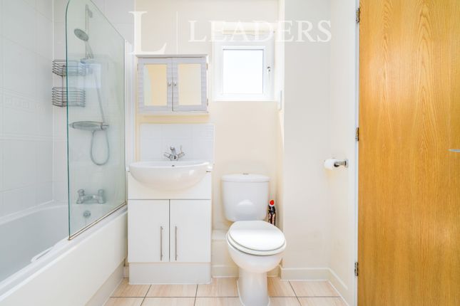 55, Newstead Way, Newstead Way photo 4