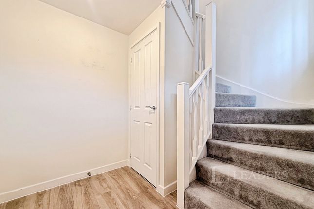 65, Willow Road, Bedfordshire photo 2