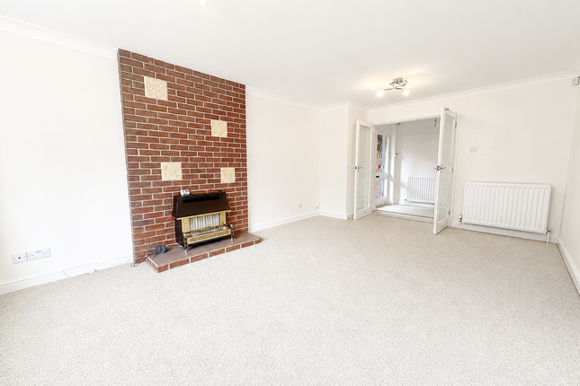 6, Morvale Gardens, Stourbridge photo 4