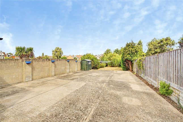 13, Bellmead Lane, Isle of Wight photo 3