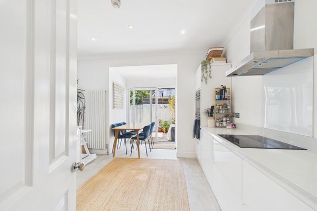 41, Cleaveland Road, Surbiton photo 2