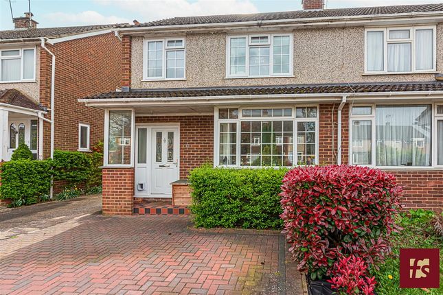 Semi-detached house for sale in Butler Road, Crowthorne
