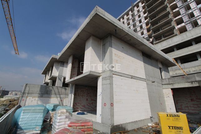 Detached house for sale in Başakşehir, Başakşehir, İstanbul, Türkiye