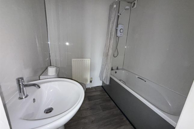 Apt 2k, Millside Development, Moston photo 4