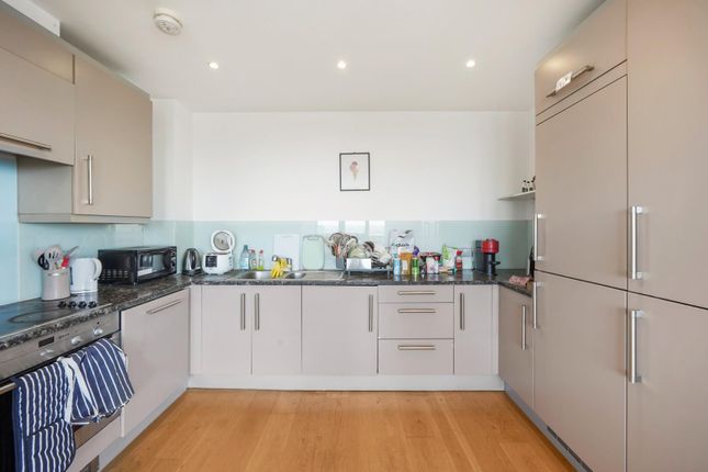 Kelday Heights, Spencer Way, London photo 2