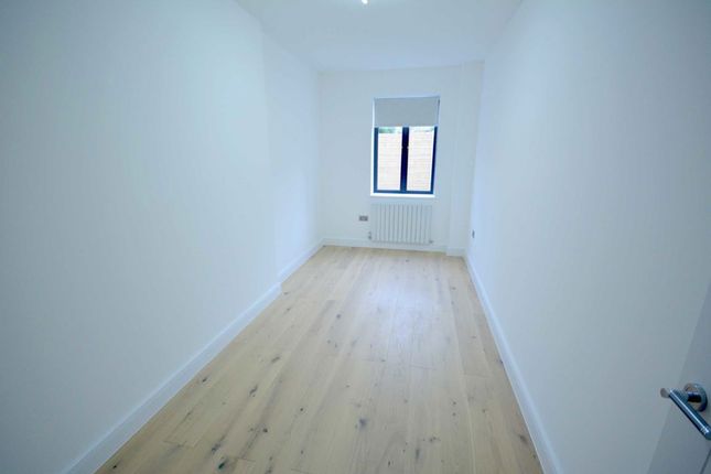 Flat 1, 16, Neeld Crescent, Hendon photo 5