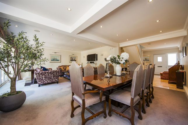 Newhaven, Greenlands Road, Sevenoaks photo 2