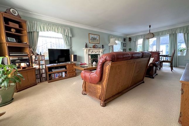 Bungalow for sale in Leith Avenue, Portchester, Fareham