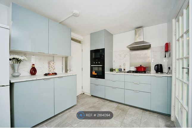 A Seaview Road, Brighton photo 4