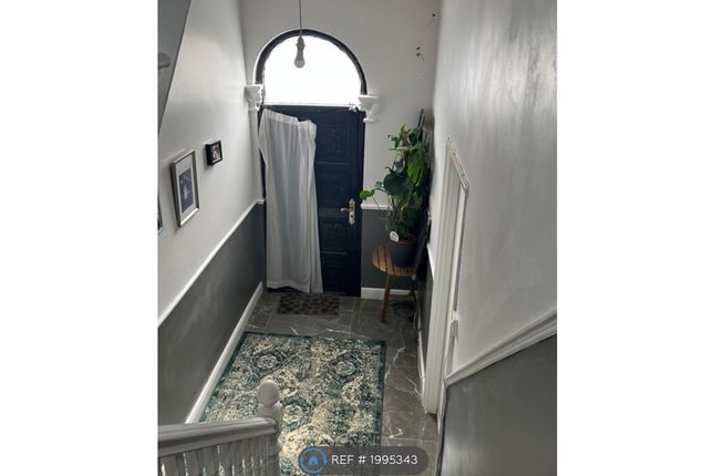 Thumbnail Room to rent in Cavendish Road, London