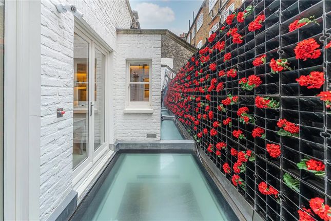 Terraced house to rent in Adam's Row, London