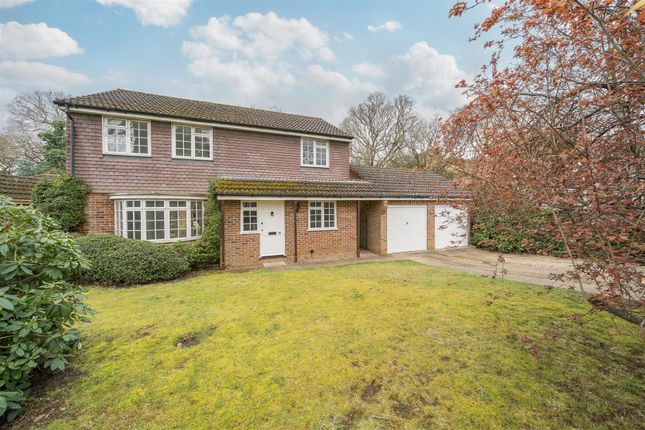 Detached house for sale in Abingdon Road Sandhurst, Berkshire