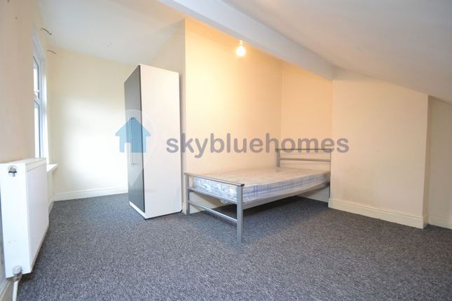 End terrace house to rent in Burnmoor Street, Leicester
