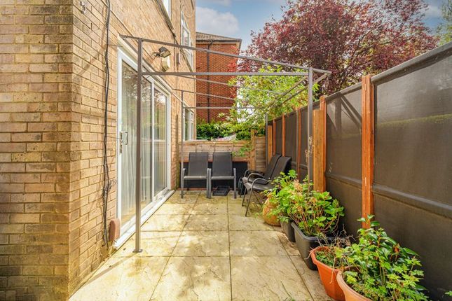 Flat for sale in Annadale, Palmerston Road, London